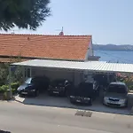 A1-apt W Shared Pool & Balcony Next To The * Trogir