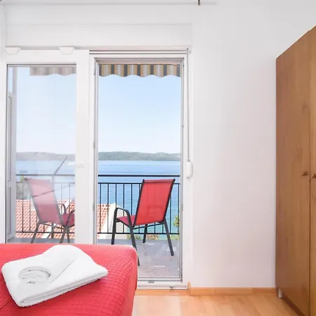 Apartman A1-apt W Shared Pool & Balcony Next To The