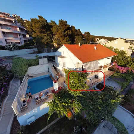 Appartement A1-apt W Shared Pool & Balcony Next To The *