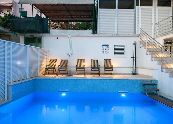 Appartement A1-apt W Shared Pool & Balcony Next To The *